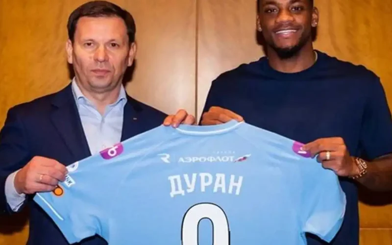 صفقة كولومبية جديدة.. زينيت الروسي يحسم استعارة جون دوران حتى نهاية الموسم